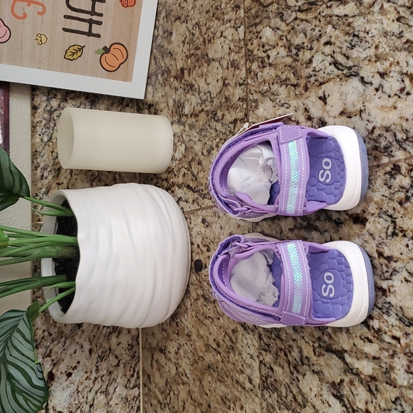 Sandals - Picture 4 of 5